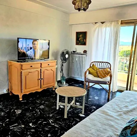 Appartement 3p Vue Centre Antibes